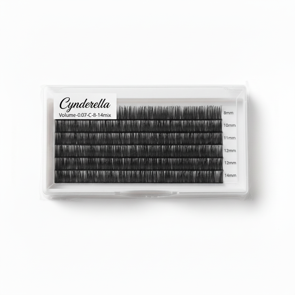 Volume Lash Tray – Zoomed Out